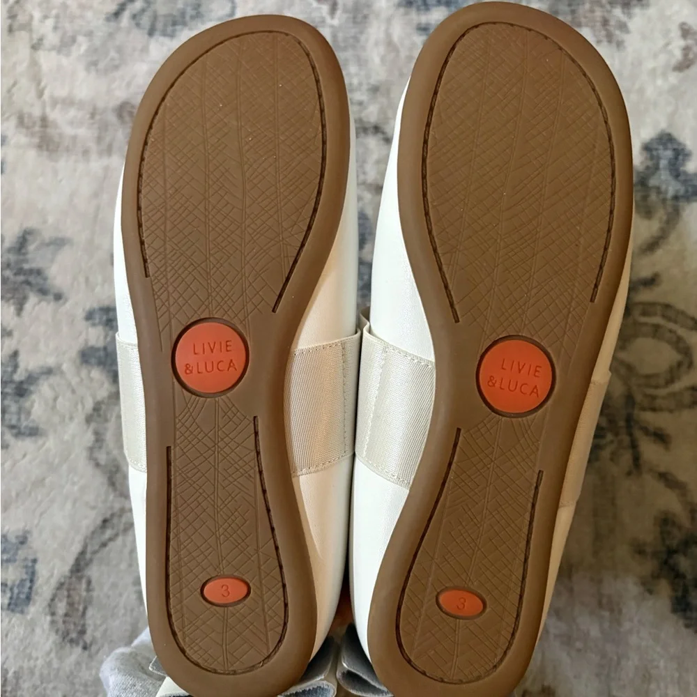 Livid & Luca White Bow Shoes